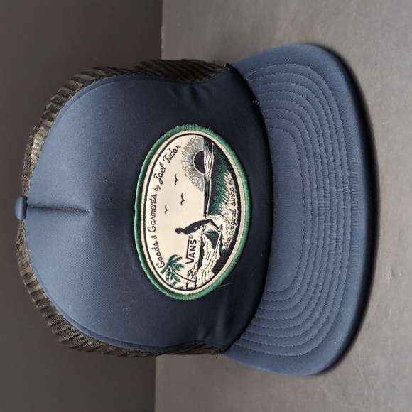 Vans Blue Men's Blue/Black Mesh, Snapback Trucker Hat. - Picture 2 of 8